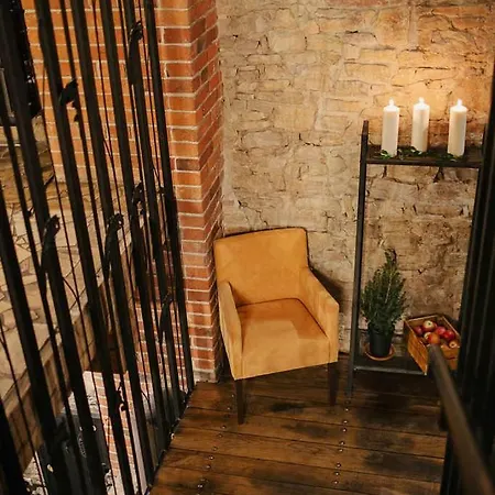 Nocleg ze śniadaniem Spichlerz Restauracja I Pokoje *